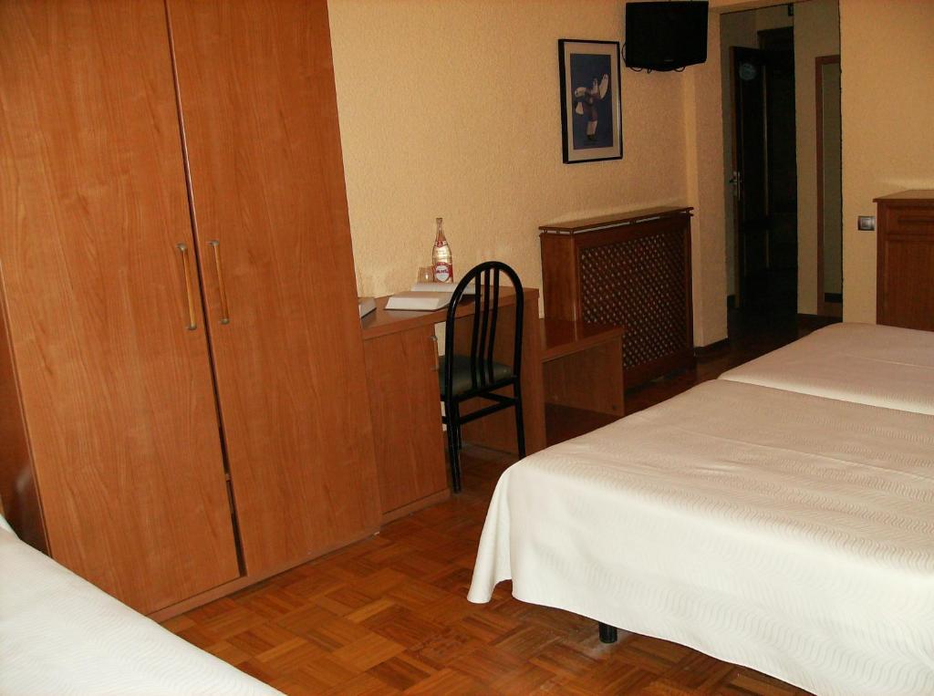 Hotel Yamaguchi Sangüesa 部屋 写真